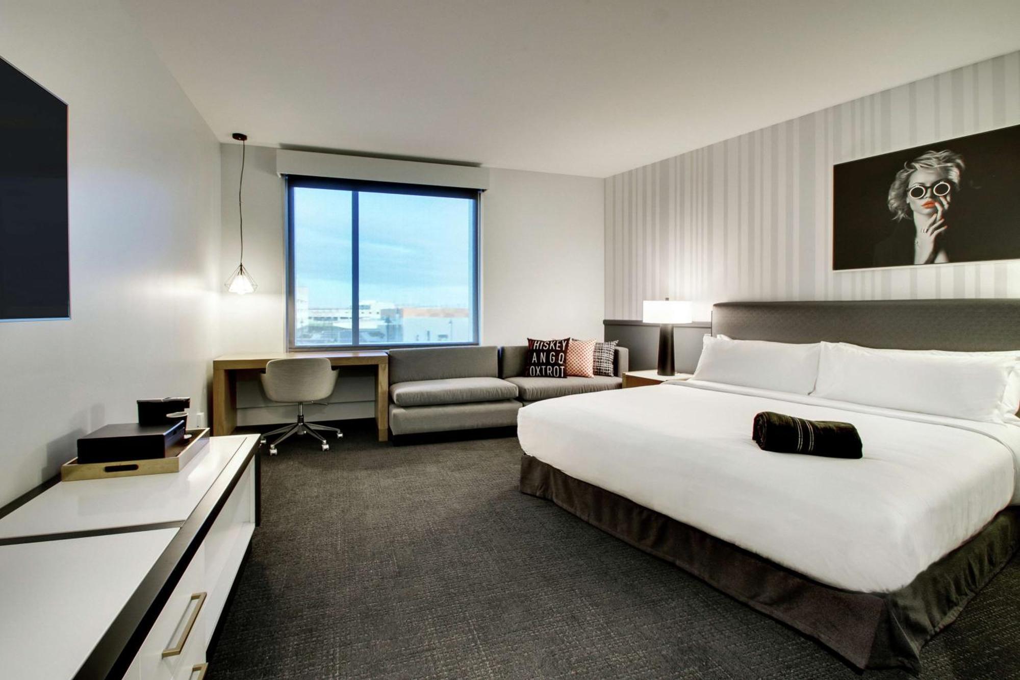 The Rose Chicago, Tapestry Collection By Hilton 4* Rosemont