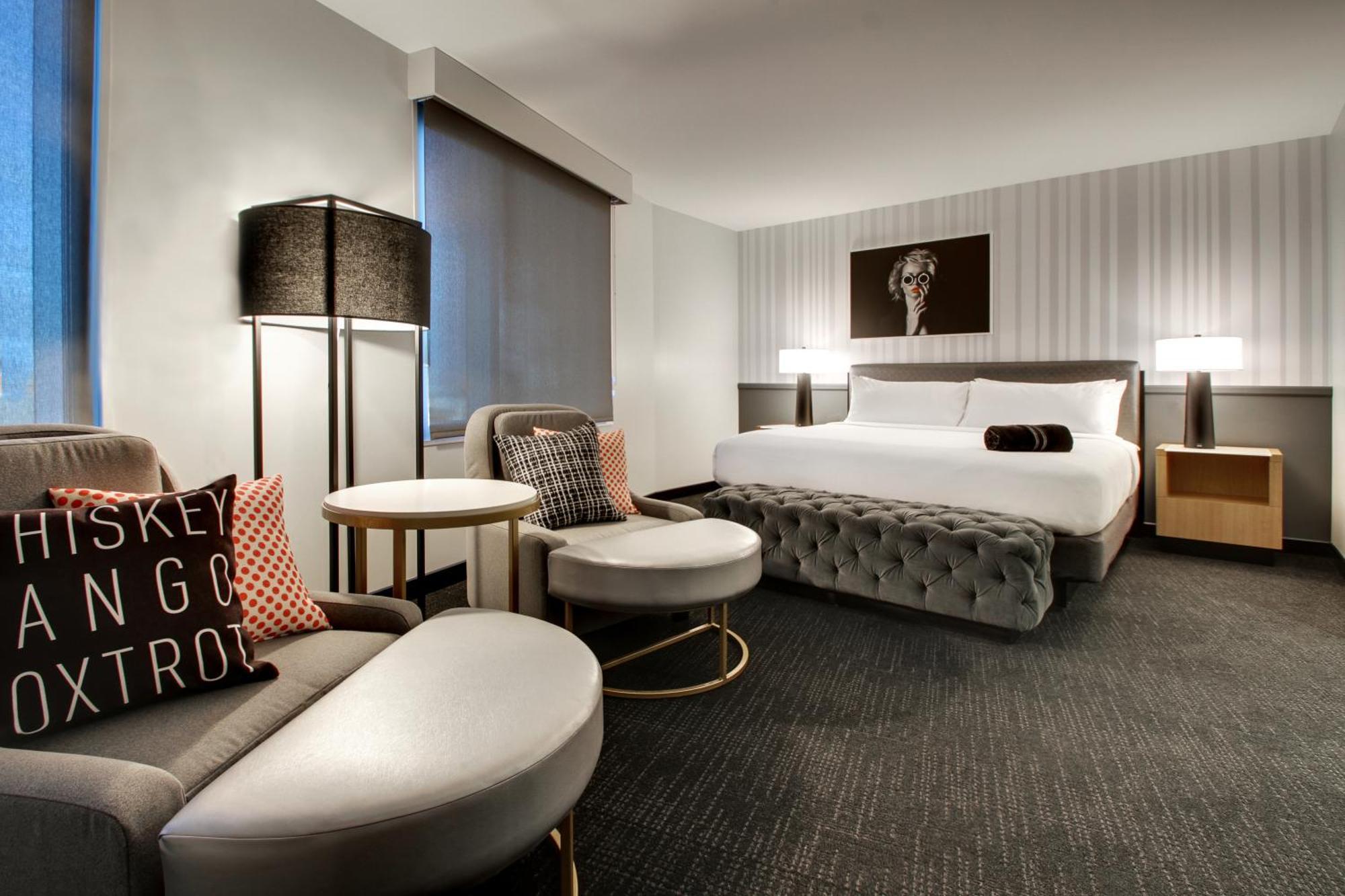 The Rose Chicago, Tapestry Collection By Hilton Hotel Rosemont