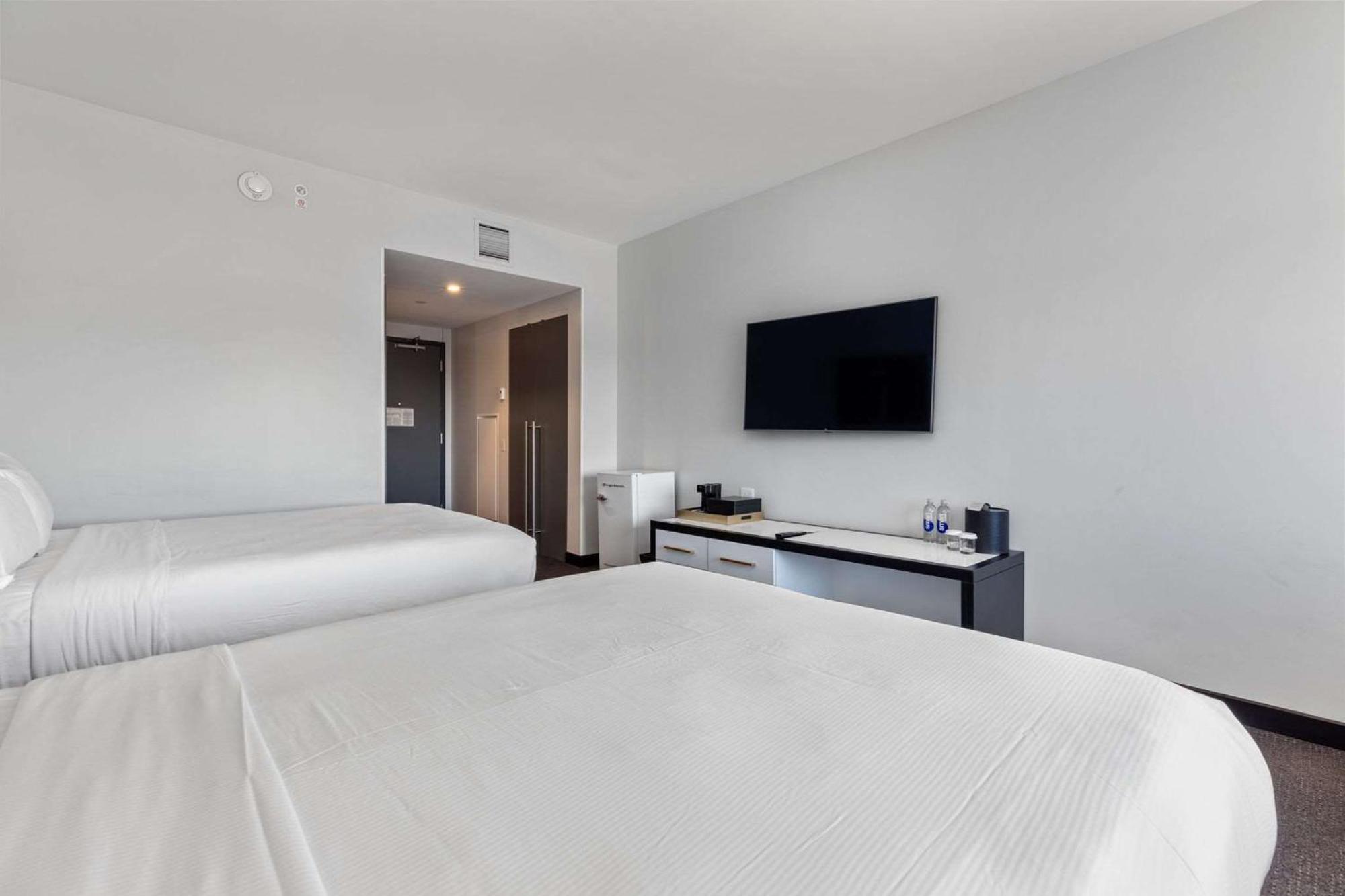 The Rose Chicago, Tapestry Collection By Hilton 4*